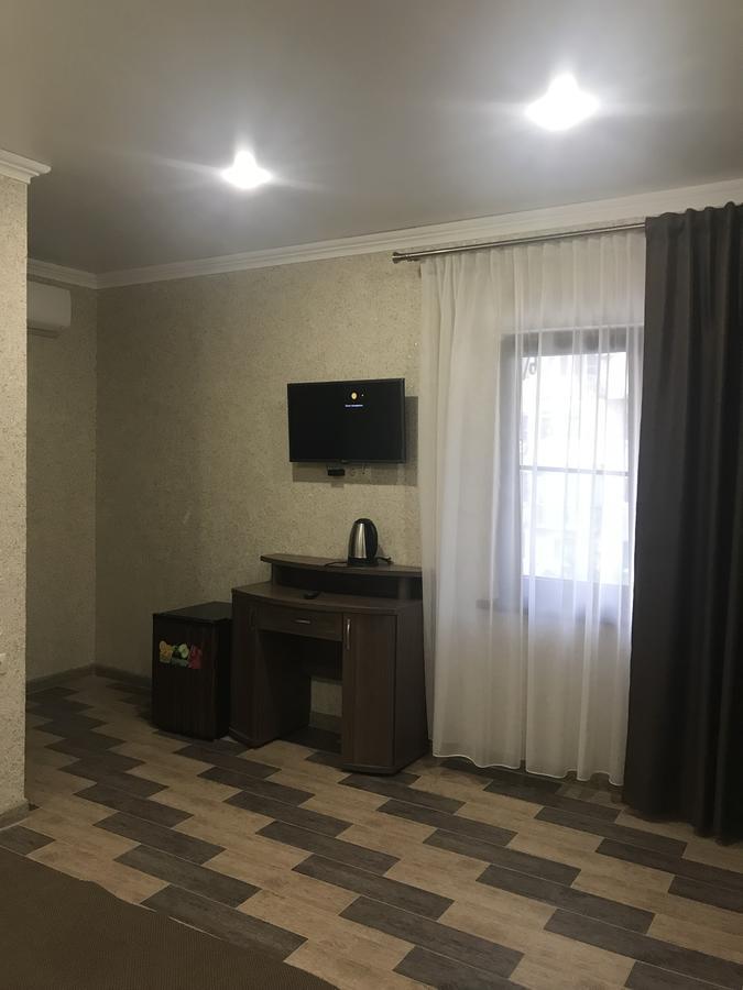 Apra Otel Lidzava Dış mekan fotoğraf